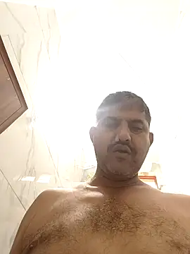 Snapshot of Amandev7 chatting on May 14, 2026, 4:30 am Amandev7 online show from May 14, 2026, 4:30 am