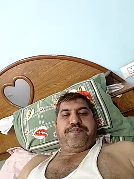 Snapshot of Amandev7 chatting on May 22, 2026, 1:17 pm Amandev7 online show from May 22, 2026, 1:17 pm