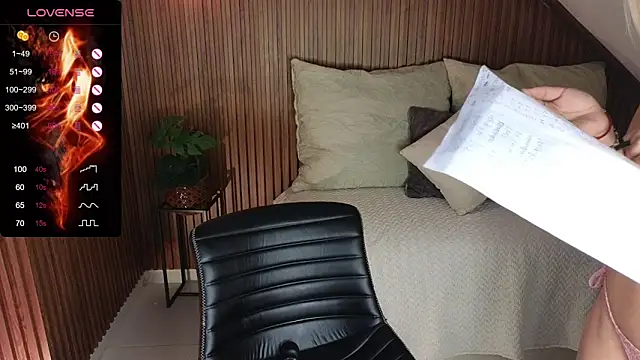 AmelieAxie online show from February 19, 2025, 6:55 am