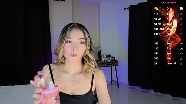 Snapshot of AmelieAxie chatting on March 27, 2026, 2:50 am AmelieAxie online show from March 27, 2026, 2:50 am