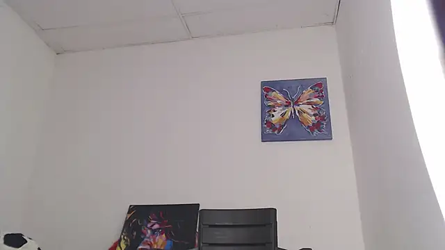 luciana keating online show from September 25, 2025, 7:39 pm