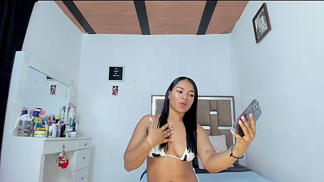 kendall-ewers online show from March 21, 2025, 11:01 pm