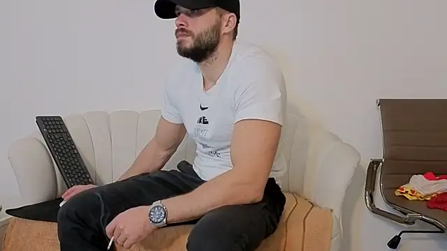 TheTopAlex online show from November 14, 2025, 4:22 am