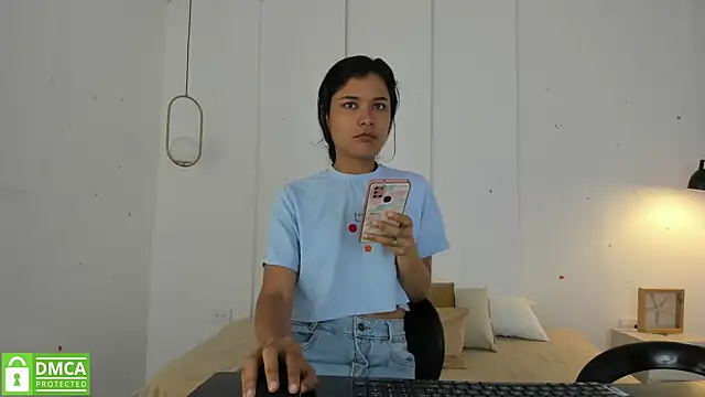 sexychanell 18 online show from February 17, 2025, 12:48 pm