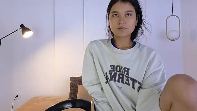 sexychanell 18 online show from April 15, 2026, 1:18 pm