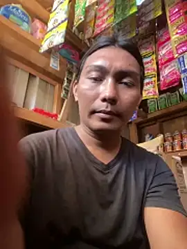 Topangel69 online show from May 13, 2026, 3:26 am