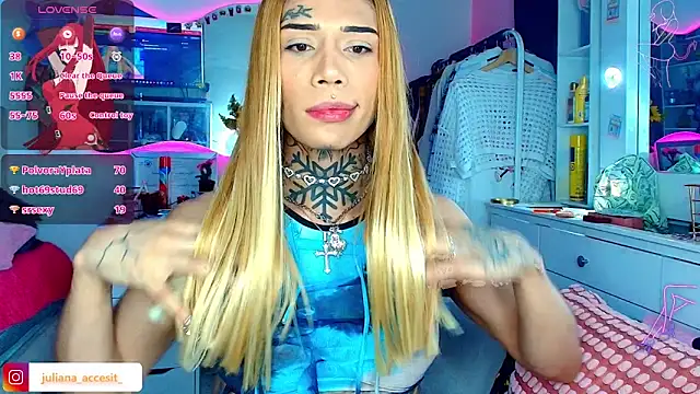 caroline cossei online show from April 11, 2026, 11:20 pm