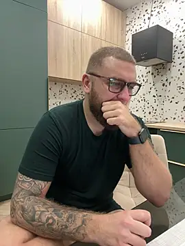 Bear bear  online show from February 22, 2025, 10:20 pm