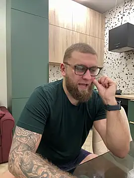 Bear bear  online show from March 4, 2025, 6:18 pm