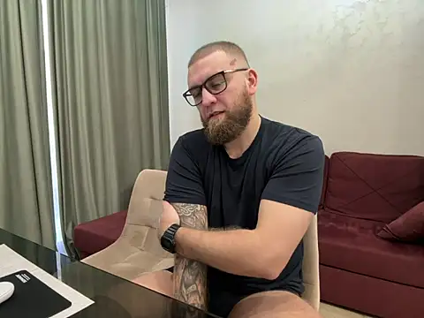 Bear bear  online show from March 15, 2025, 4:57 am