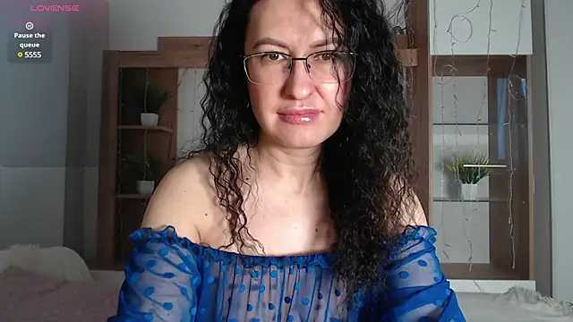 Snapshot of Frederica_ chatting on January 30, 2025, 12:16 pm Frederica online show from January 30, 2025, 12:16 pm