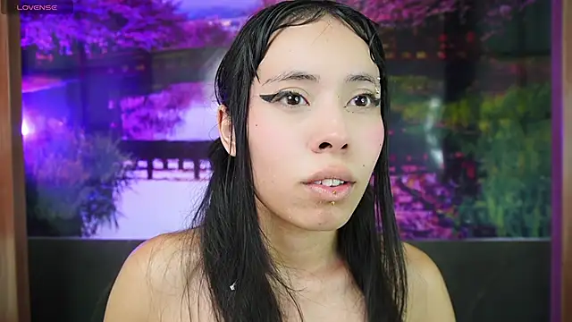 miss  maria online show from February 13, 2025, 9:06 pm