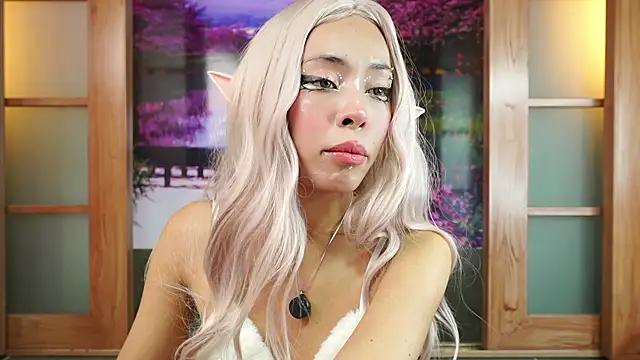 miss  maria online show from September 19, 2025, 5:57 pm