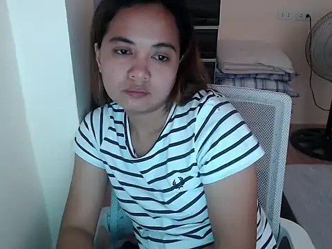 xTheLastVIRGINx online show from February 20, 2026, 7:43 am