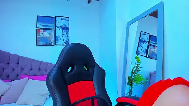 Gretta Queen online show from March 3, 2025, 7:06 pm