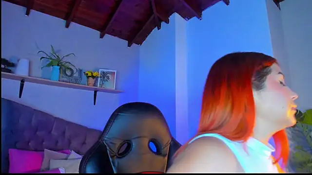 Gretta Queen online show from April 13, 2026, 6:35 pm