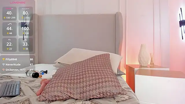 my friends mom online show from February 24, 2025, 2:48 pm