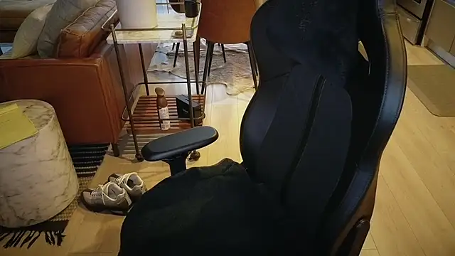 Snapshot of HungandThickLatin chatting on January 10, 2026, 12:56 am HungandThickLatin online show from January 10, 2026, 12:56 am