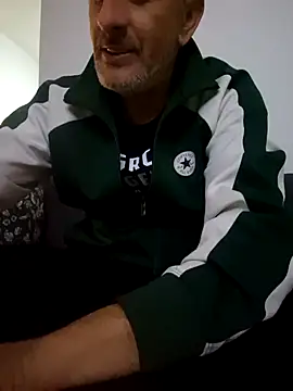 cuci45 online show from April 9, 2026, 7:08 pm