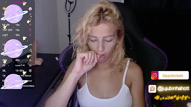 jujubinhahot online show from December 5, 2025, 8:01 am