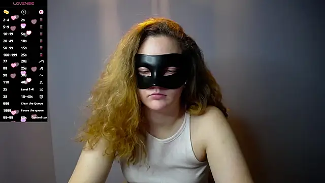 BubbbleGumm online show from May 7, 2026, 8:14 pm