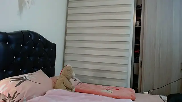 gooddes303salome online show from January 8, 2026, 4:04 am