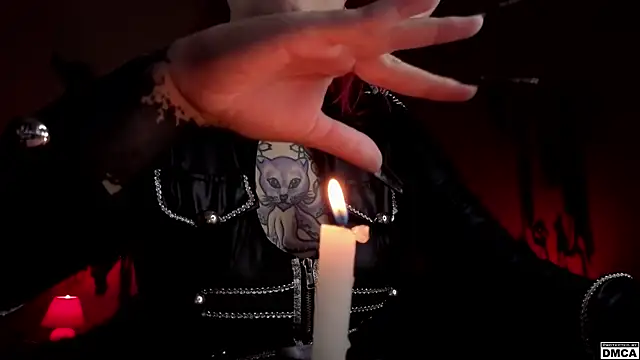 Amanita  Pantherina online show from November 12, 2025, 1:22 pm