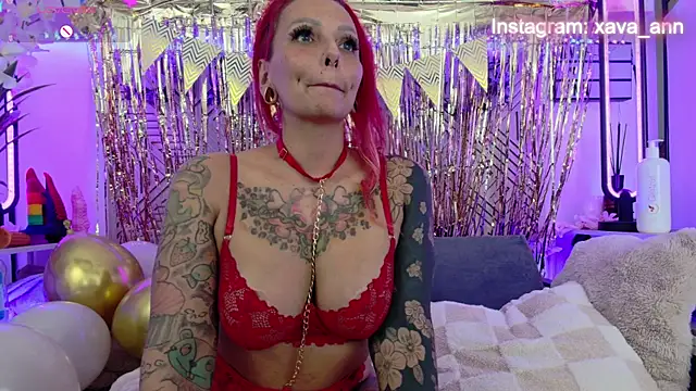 Snapshot of Ava_Ann chatting on October 12, 2025, 8:08 pm Ava Ann online show from October 12, 2025, 8:08 pm