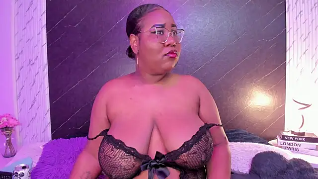 Darnellqueen online show from October 2, 2025, 3:46 am