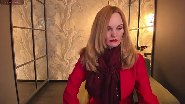 SaraSubtlety online show from December 13, 2025, 7:53 pm