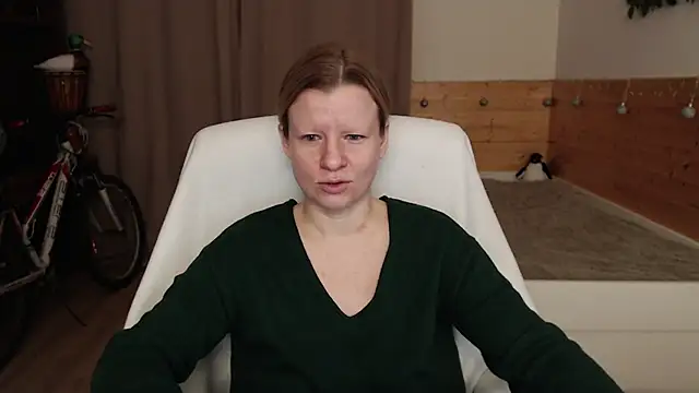 Snapshot of Exponent_5 chatting on December 3, 2024, 2:16 pm Exponent 5 online show from December 3, 2024, 2:16 pm