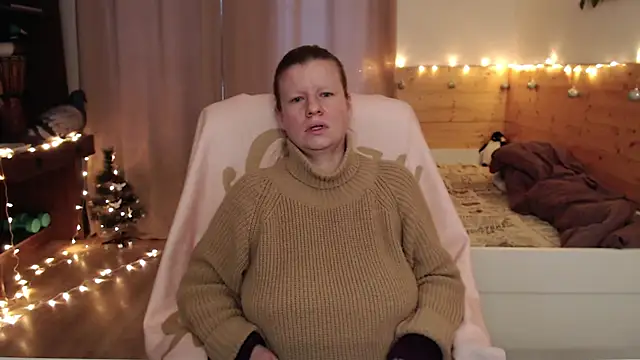 Snapshot of Exponent_5 chatting on January 9, 2025, 8:03 am Exponent 5 online show from January 9, 2025, 8:03 am