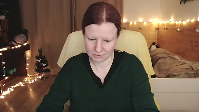 Snapshot of Exponent_5 chatting on February 24, 2025, 7:09 pm Exponent 5 online show from February 24, 2025, 7:09 pm