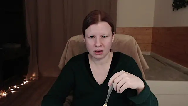 Snapshot of Exponent_5 chatting on March 1, 2025, 11:26 pm Exponent 5 online show from March 1, 2025, 11:26 pm