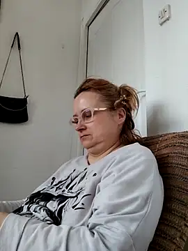 She-devilx online show from April 14, 2026, 12:22 pm