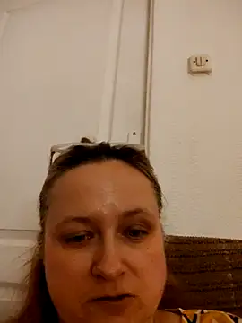She-devilx online show from June 17, 2026, 10:32 pm