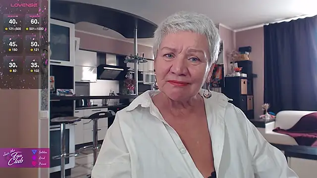 Snapshot of roxana_brooks chatting on February 1, 2026, 7:18 am roxana brooks online show from February 1, 2026, 7:18 am