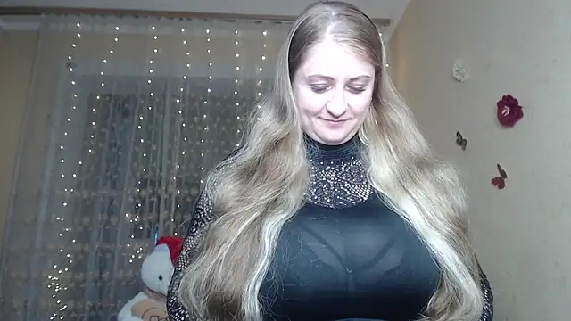 CumCpl online show from April 5, 2026, 8:28 pm