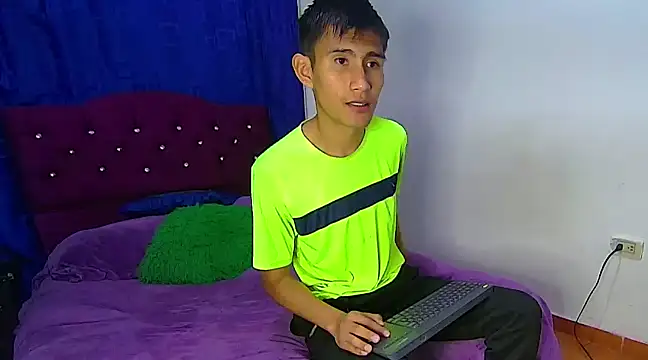 maikinol sexy online show from March 6, 2025, 10:52 am