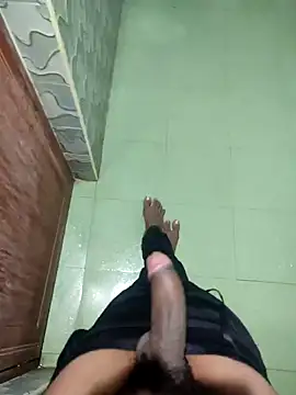 Snapshot of yo19boy chatting on January 18, 2025, 10:06 am yo19boy online show from January 18, 2025, 10:06 am