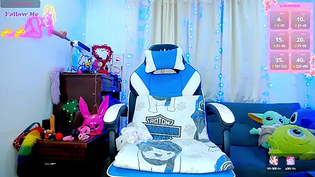 Snapshot of Aleexx___ chatting on September 27, 2025, 11:59 am Aleexx    online show from September 27, 2025, 11:59 am