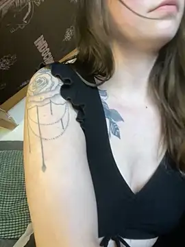 Snapshot of TalullaX chatting on January 29, 2025, 2:32 pm TalullaX online show from January 29, 2025, 2:32 pm