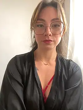 Snapshot of TalullaX chatting on October 2, 2025, 9:49 am TalullaX online show from October 2, 2025, 9:49 am