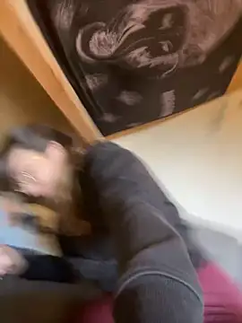 Snapshot of TalullaX chatting on October 24, 2025, 11:17 am TalullaX online show from October 24, 2025, 11:17 am