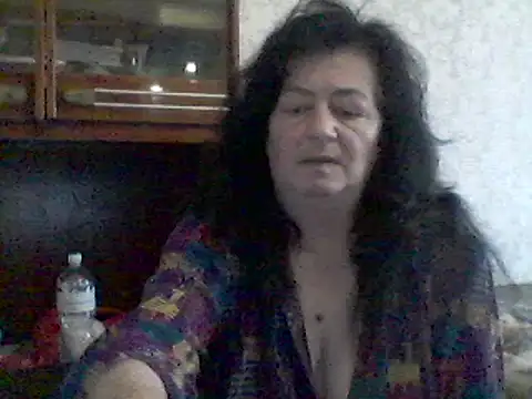 GypsiQueen2 online show from March 6, 2025, 1:57 pm