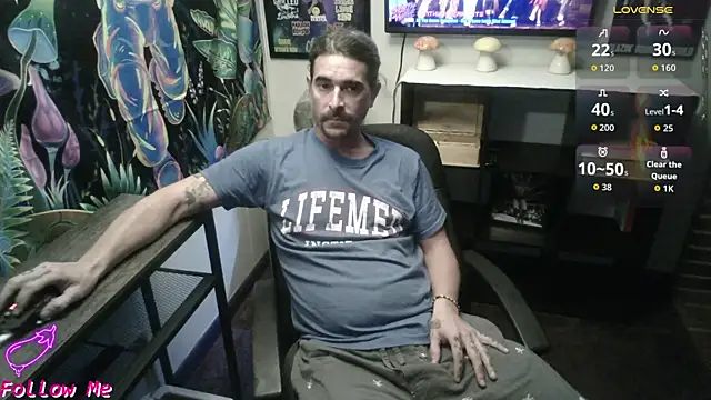 Snapshot of XxBobbyDigitalxX chatting on June 1, 2026, 11:28 pm XxBobbyDigitalxX online show from June 1, 2026, 11:28 pm