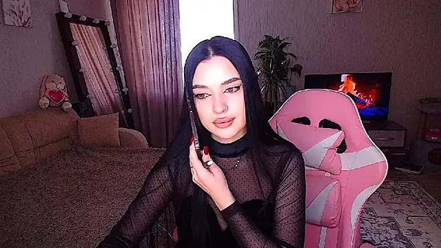   Malika   online show from April 3, 2026, 9:51 am