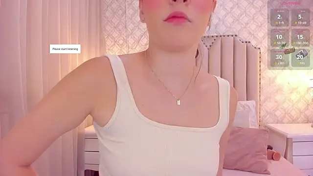 Pia Johnson  online show from September 9, 2025, 11:32 am