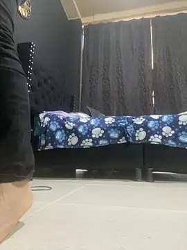 amareto queen online show from April 6, 2026, 10:22 pm