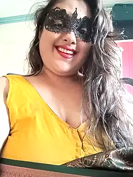 Snapshot of AgniPriya chatting on May 15, 2026, 10:33 am AgniPriya online show from May 15, 2026, 10:33 am